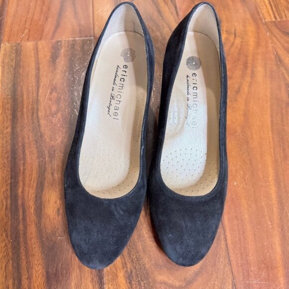 Eric Michael Black Heels with Elegant Design - Picture 1 of 10